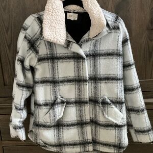 Jolt Black and White Checkered Coat with Cream Collar